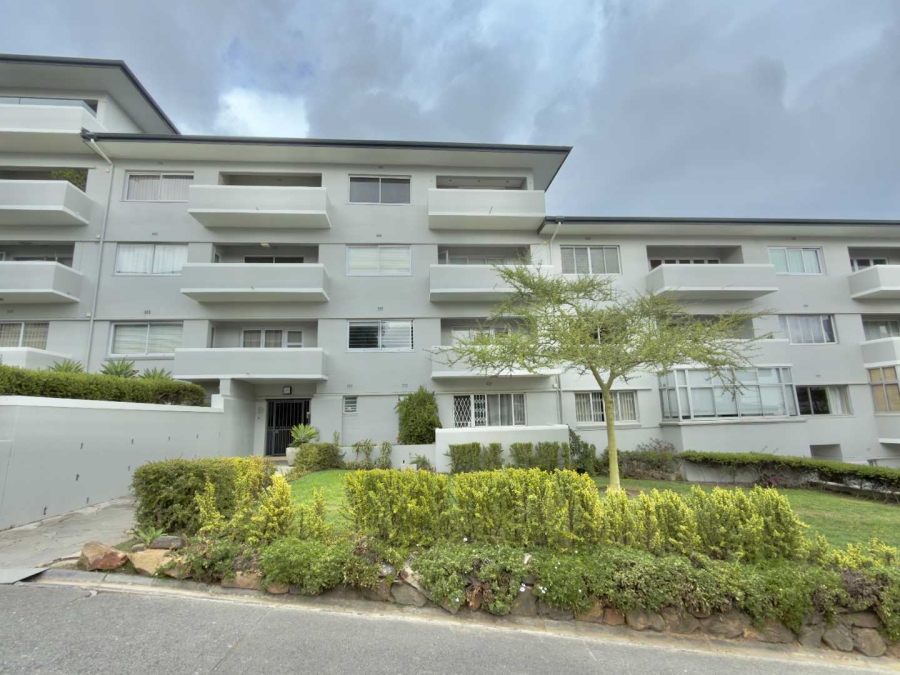 To Let 2 Bedroom Property for Rent in Sea Point Western Cape